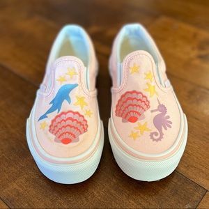 Cute kids seaside pink vans